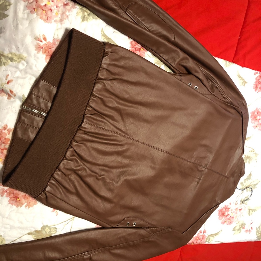 Jacket - Picture 2 of 6